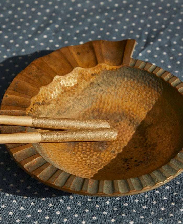 Guide étape par étape : Comment rouler du CBD pour une expérience relaxante - HerBeevor